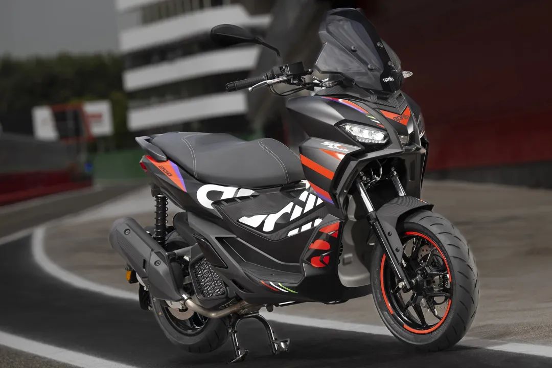 2.jpg 2.jpg
